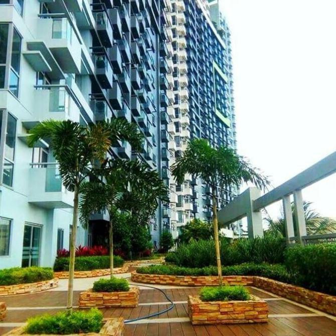 Cubao Manhattan Heights Unit 5A Tower C Quezon City Exterior foto
