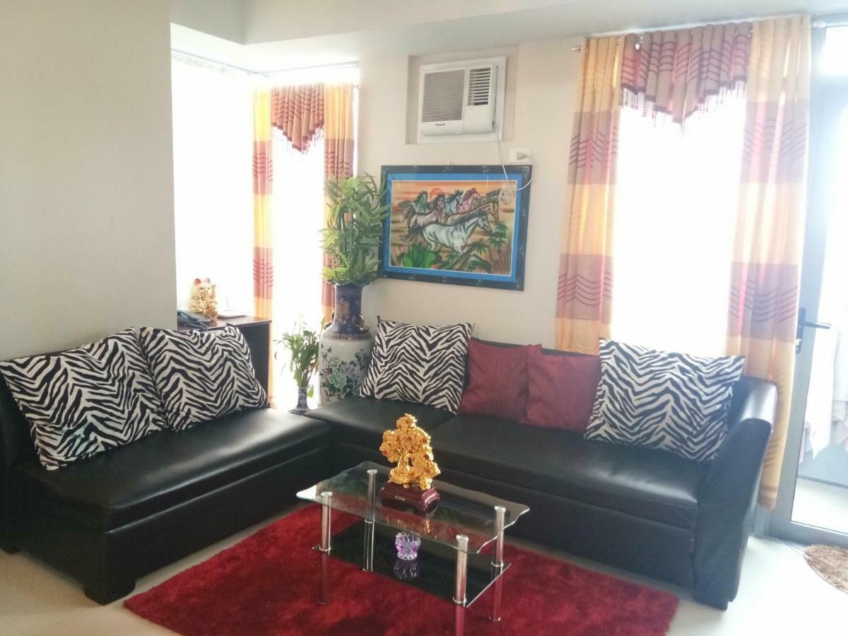 Cubao Manhattan Heights Unit 5A Tower C Quezon City Exterior foto