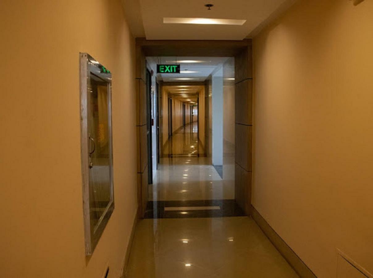 Cubao Manhattan Heights Unit 5A Tower C Quezon City Exterior foto